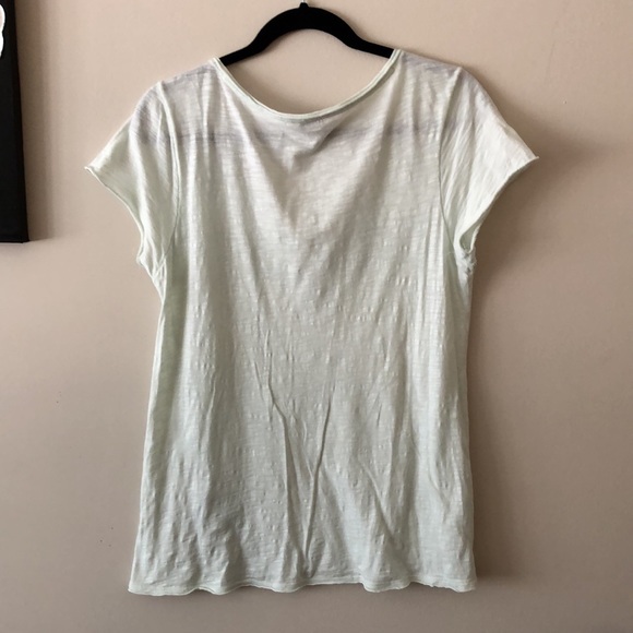 Light mint green tee - Picture 2 of 4